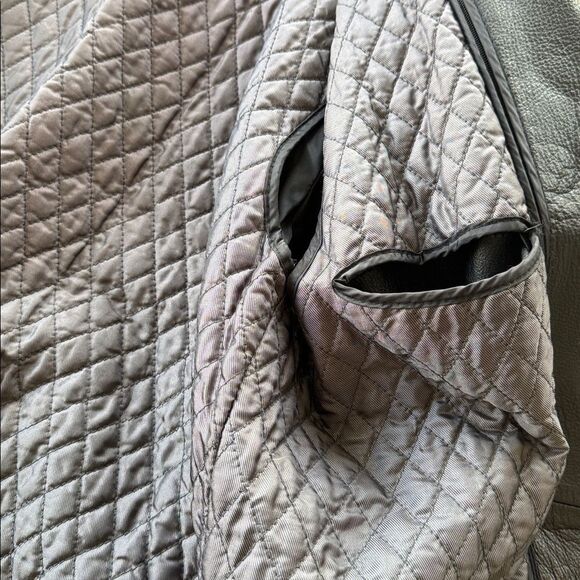 Wilson Black Genuine Leather Men's Classic Thinsulate 3M Winter Coat Size M EUC - Picture 10 of 13